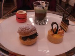 红丝绒下午茶-Salon de Ville浦江汇(上海外滩华尔道夫酒店店)