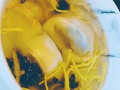 荠菜猪油渣馄饨-杭州西子湖四季酒店·金沙厅