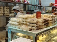 面包甜点陈列柜-白玉兰食品(甜云店)