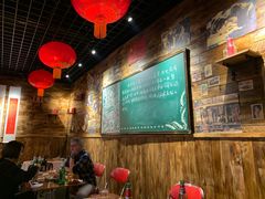-酱肉小酒馆(梅陇店)