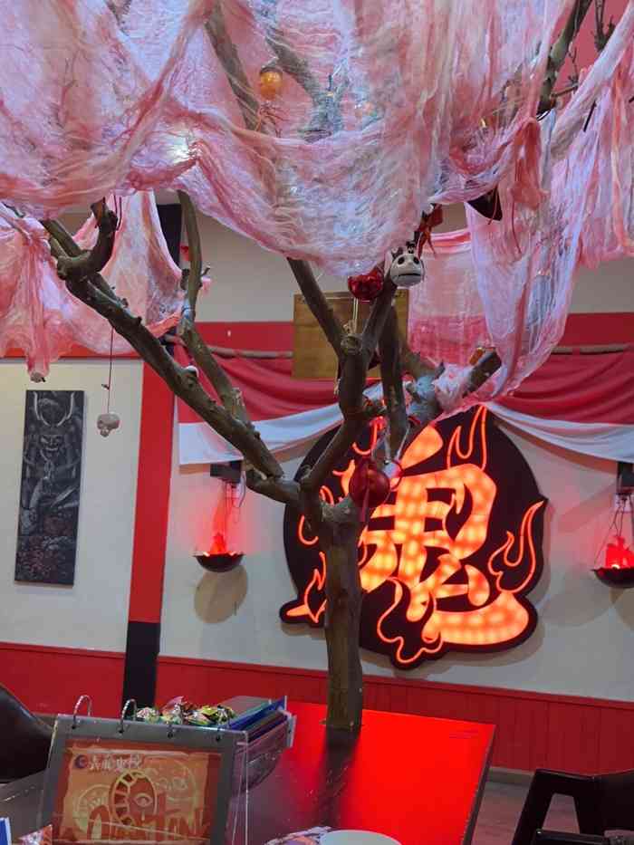 长藤鬼校(东城店)-"服务态度不错,喊得喉咙痛了,出门准备了水.