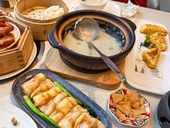 -煲王粤菜餐厅(中侨中心店)