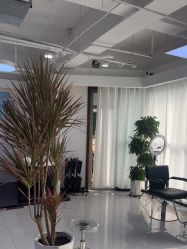 -V7 HAIR SALON