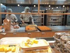 面包甜点陈列柜-泸溪河桃酥(亭湖宝龙广场店)