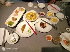 -HOMES上海本帮菜(襄阳公园店)