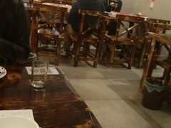 大堂-我们家私房纸包鱼·烧烤