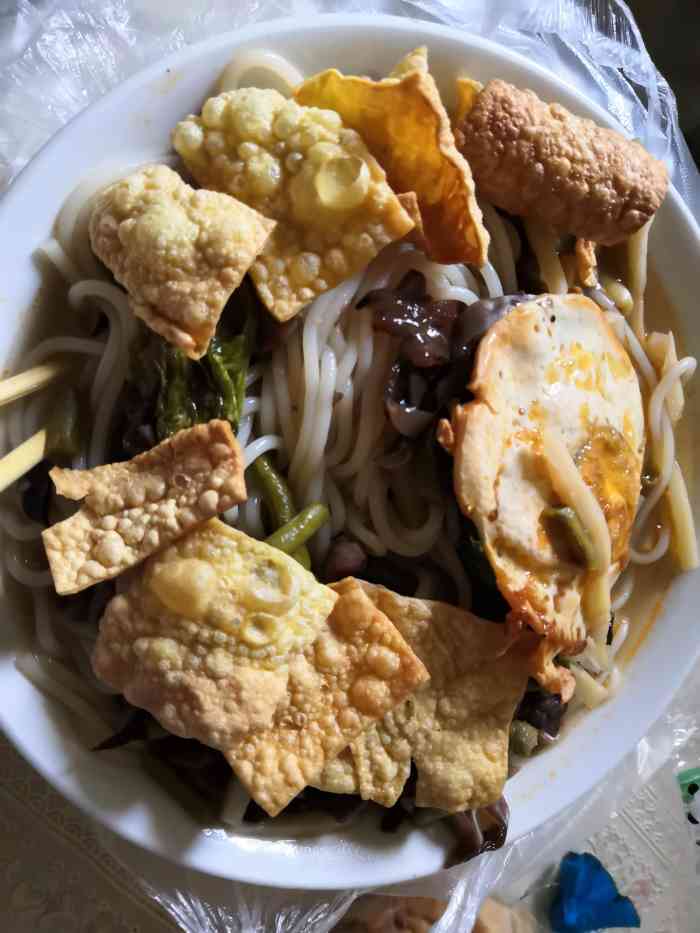 喜哥螺蛳粉(康平街店)-"第一次来店里吃螺蛳粉,一进门就是扑面而来.