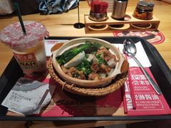 -华记煲仔华·煲仔饭(市桥易发店)