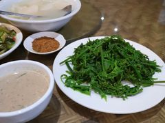 -岩保农家乐