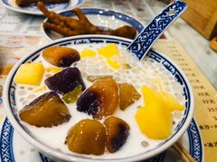 -广信牛奶甜品世家(台东店)