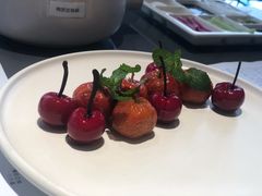 樱桃鹅肝-小大董·烤鸭(观景餐厅·南京西路店)