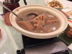 莲藕排骨汤-亢龙太子酒轩(东湖店)