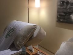 -良子足疗按摩