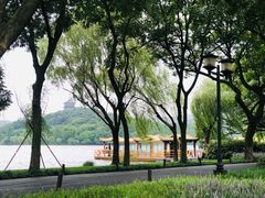 -苏堤停车场
