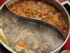 -老石黑山羊毛驴肉火锅(金凯广场店)