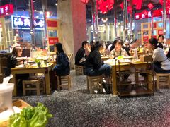 大堂-么肆烤肉·中式自助·烤肉大排档(街道口季佳PAI店)