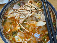 招牌牛肉汤-八百里牛肉汤(盖饭·锅贴·万象城店)