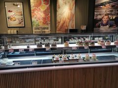 面包甜点陈列柜-巴黎贝甜(龙之梦购物中心虹口店)