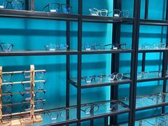 -Trend1881视光·蔡司视觉(领展广场店)