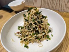 香葱拌笋衣-小大董·烤鸭(五棵松店)