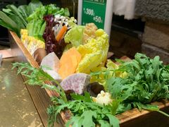 经典时蔬十二味-手选潮汕鲜活牛肉火锅(二七广场店)