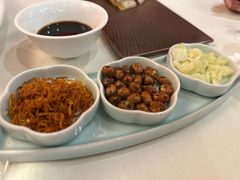 -梅龙镇酒家(南京西路总店)