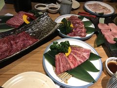 -炼火烤肉店