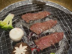 -山川小町·极番烧肉(新地假日广场店)