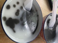 -老福平张记杏仁茶芝麻茶