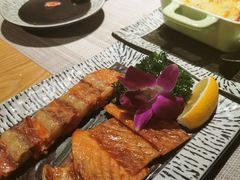 烧三文鱼骨-旺角里·榴莲鸡煲(兴华商场分店)