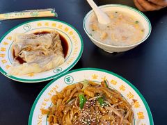 干炒牛肉河粉-西关明记肠粉(荔枝湾店)