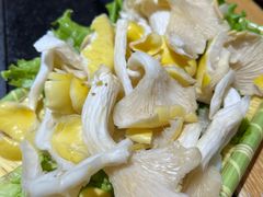 -有一锅·野生菌黑山羊腊排骨火锅(古城北门店)