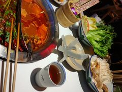 -卤校长重庆火锅(国兴店)