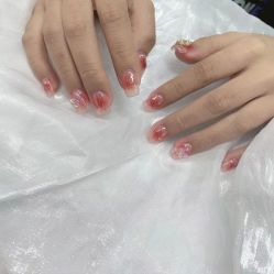 -爱纶美·美甲美睫半永久