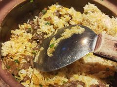 窝蛋牛肉煲仔饭-啫神·广州地标美食(北京路店)