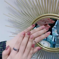 -花系美·美甲美睫精品店