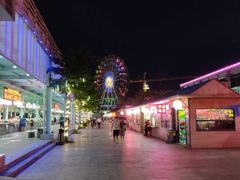 -亚龙湾8号(丁村万人海鲜广场店)