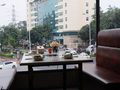 景观位-鑫悦楼煎蟹·16年海鲜大排档