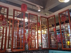 大堂-六州府地锅鸡·农家菜·龙虾(未来科技城店)