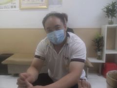 -郑远元专业修脚房(莲花南路春城步行街店)