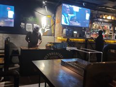 -麦凯伦烧烤·精酿超级工厂店(金桥总店)