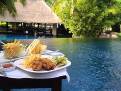 -三亚湾海居铂尔曼度假酒店