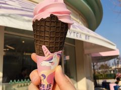 PINK雪糕-喜茶(迪士尼小镇DP店)