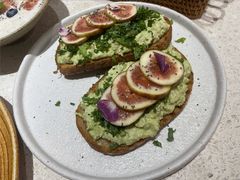 无花果手撕鸡肉tapas-Toris(LuOne凯德晶萃广场店)