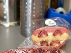 草莓法棍-心乐生活新鲜屋(星海广场店)