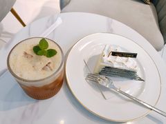 -Fridi Patisserie Cafe