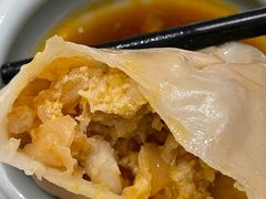 生拆蟹粉花胶小笼包-北京厨房(SKP店)