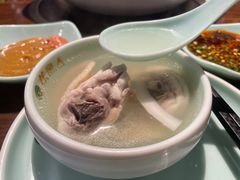 -龙泉人椰子鸡·糟粕醋·地标海南菜(龙昆南店)