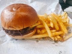 -TRIPS BURGER(大钟寺店)