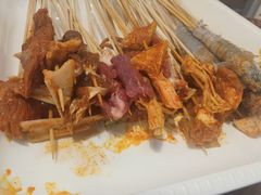 -签多多串串香火锅